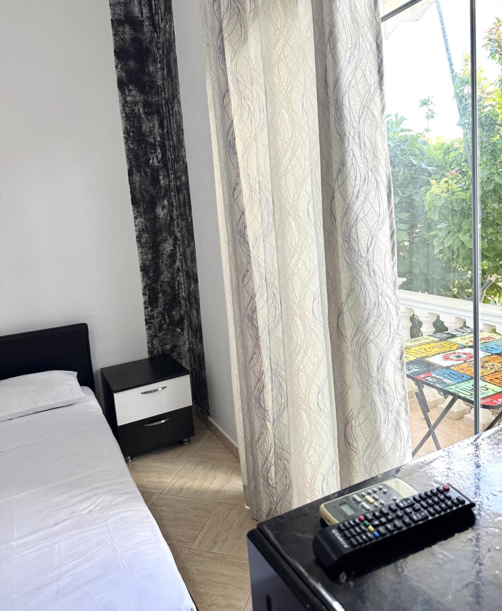 Angels Rooms Ksamil Exterior photo